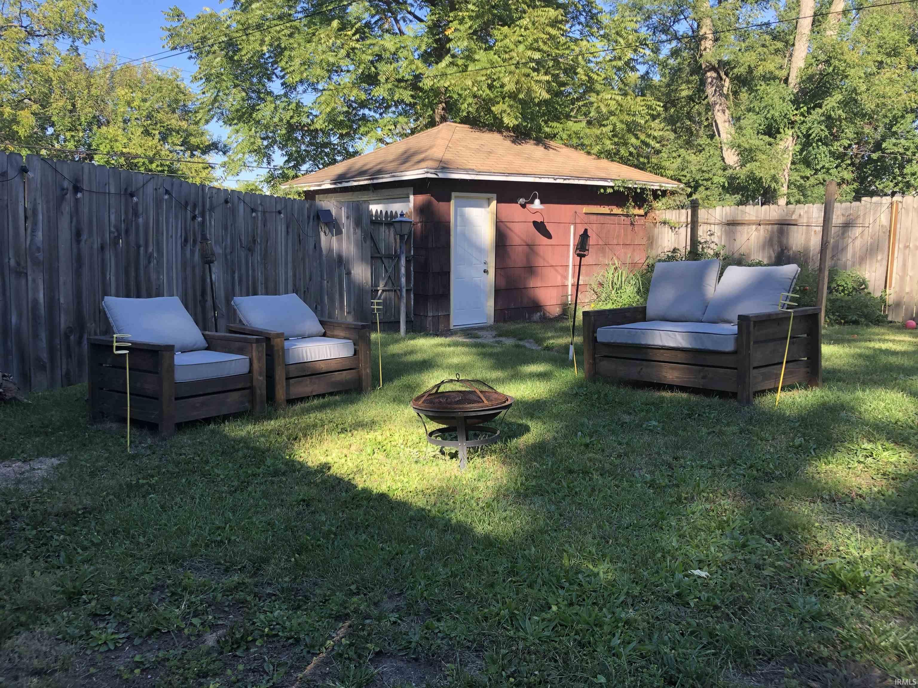 929 W Colfax Avenue South Bend IN 46601