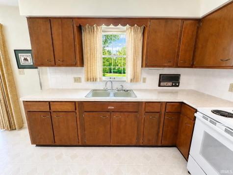 219 Holiday Drive Greentown IN 46936