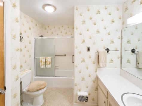 219 Holiday Drive Greentown IN 46936