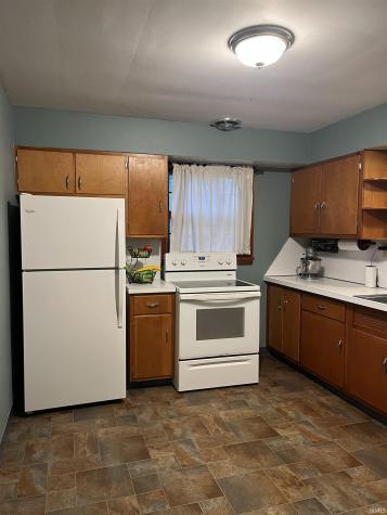 627 W Arnold Street Bluffton IN 46714