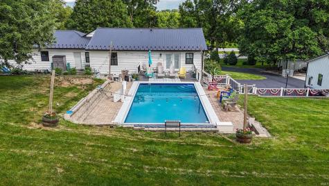 7082 N Us Highway 24 East Huntington IN 46750