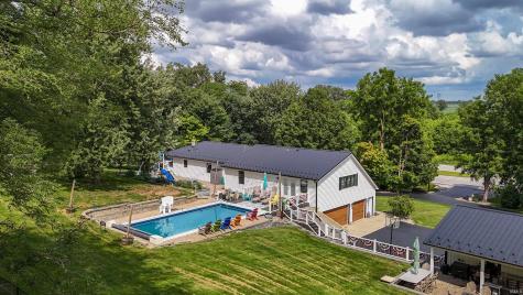 7082 N Us Highway 24 East Huntington IN 46750