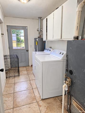 5516 W 775 N Winamac IN 46996