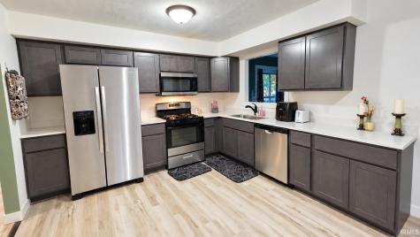 5516 W 775 N Winamac IN 46996