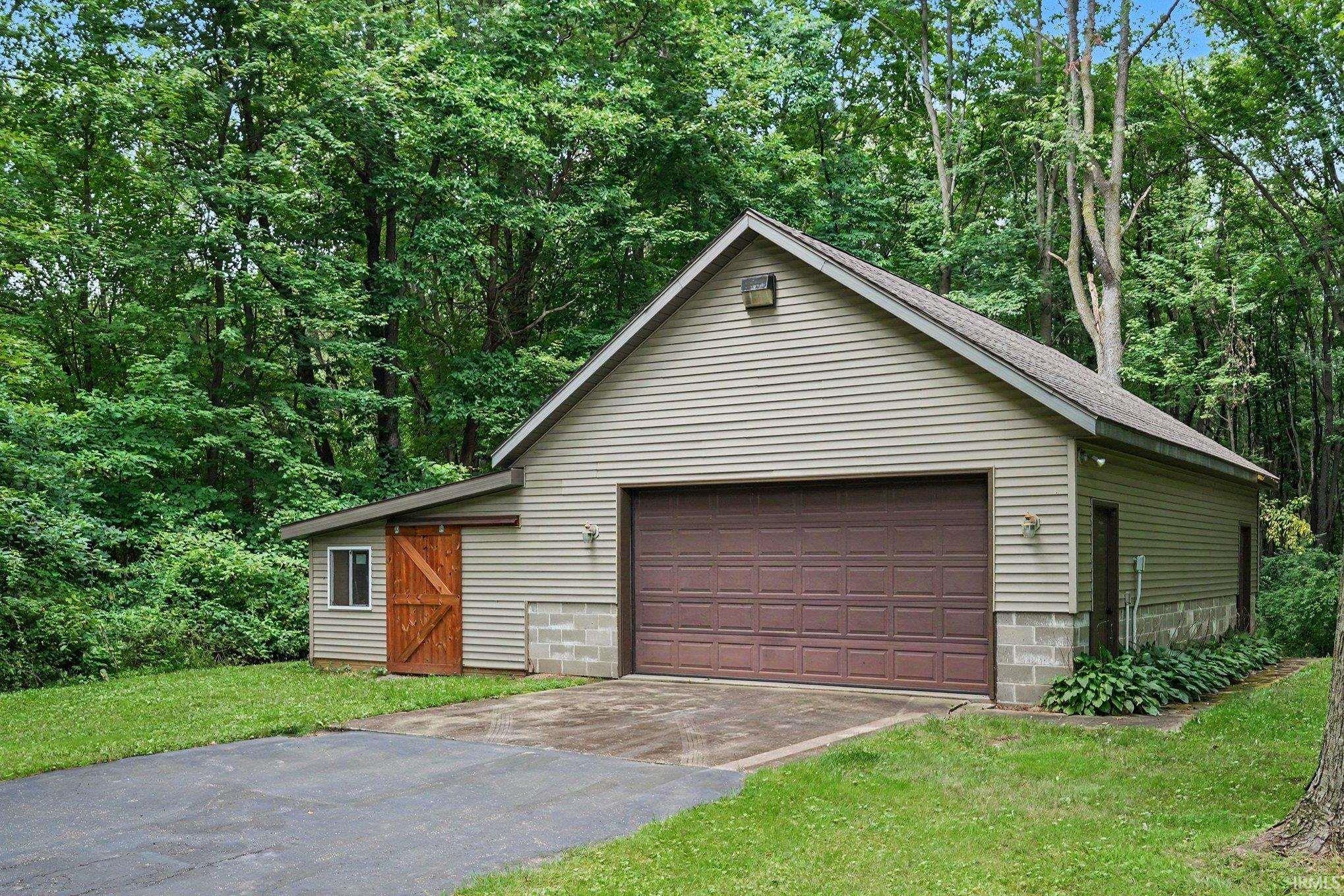 17527 County Road 14 Goshen IN 46528