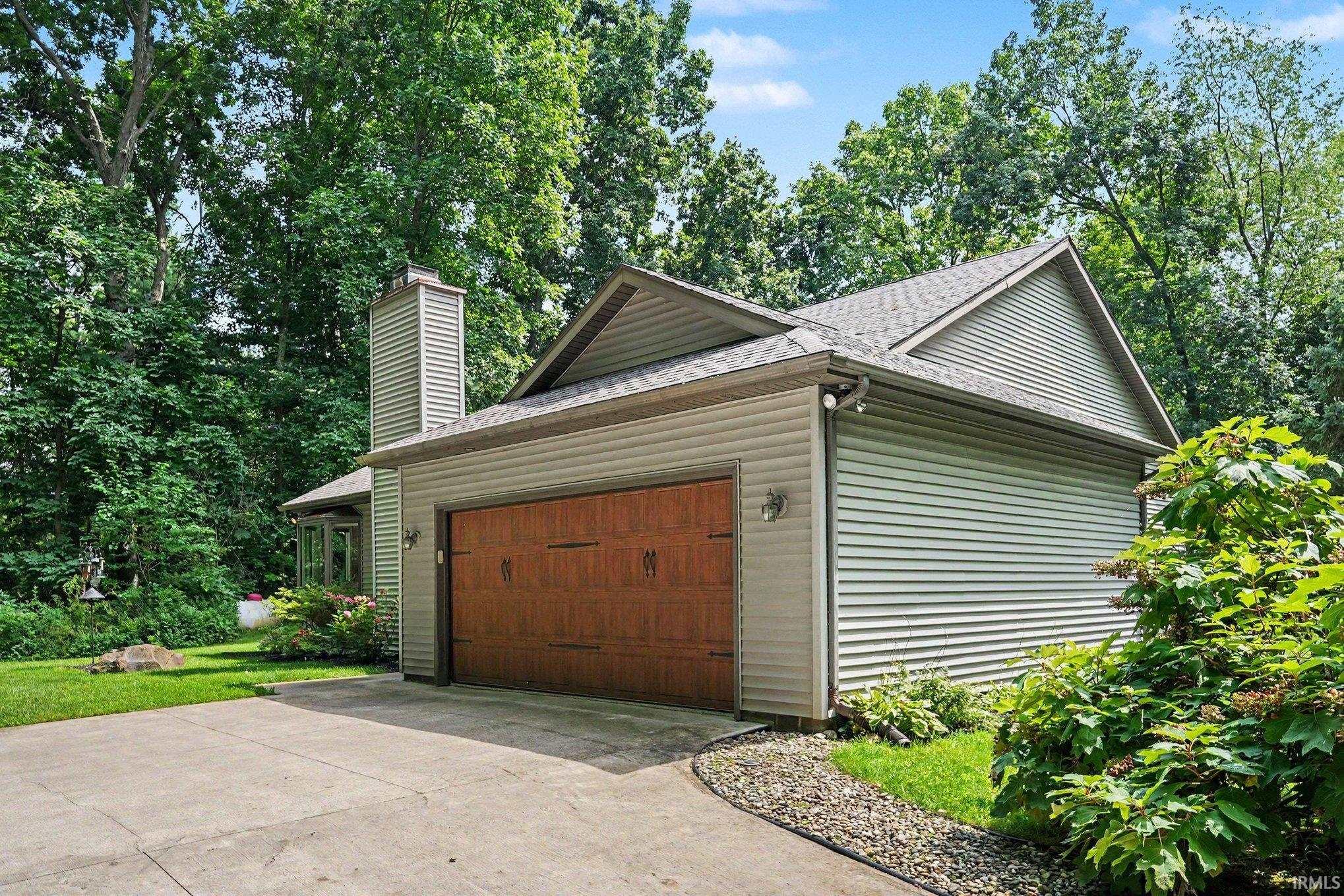 17527 County Road 14 Goshen IN 46528