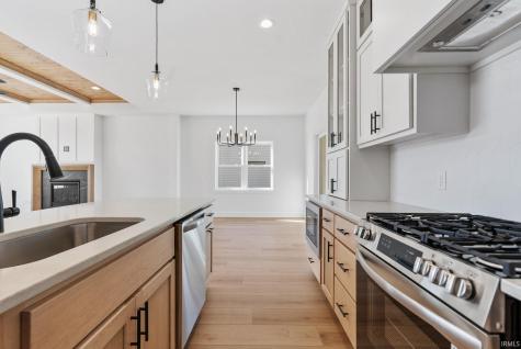 4824 Silverstone Passage Fort Wayne IN 46818