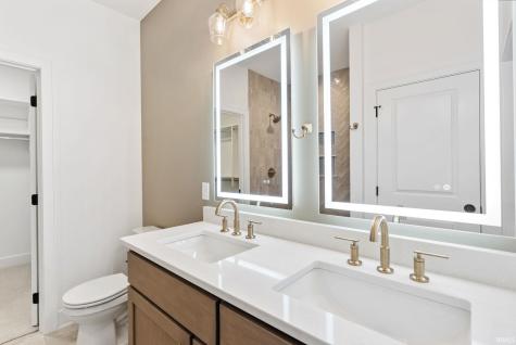 4824 Silverstone Passage Fort Wayne IN 46818