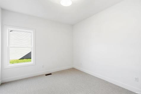 4824 Silverstone Passage Fort Wayne IN 46818