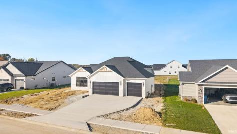 4824 Silverstone Passage Fort Wayne IN 46818