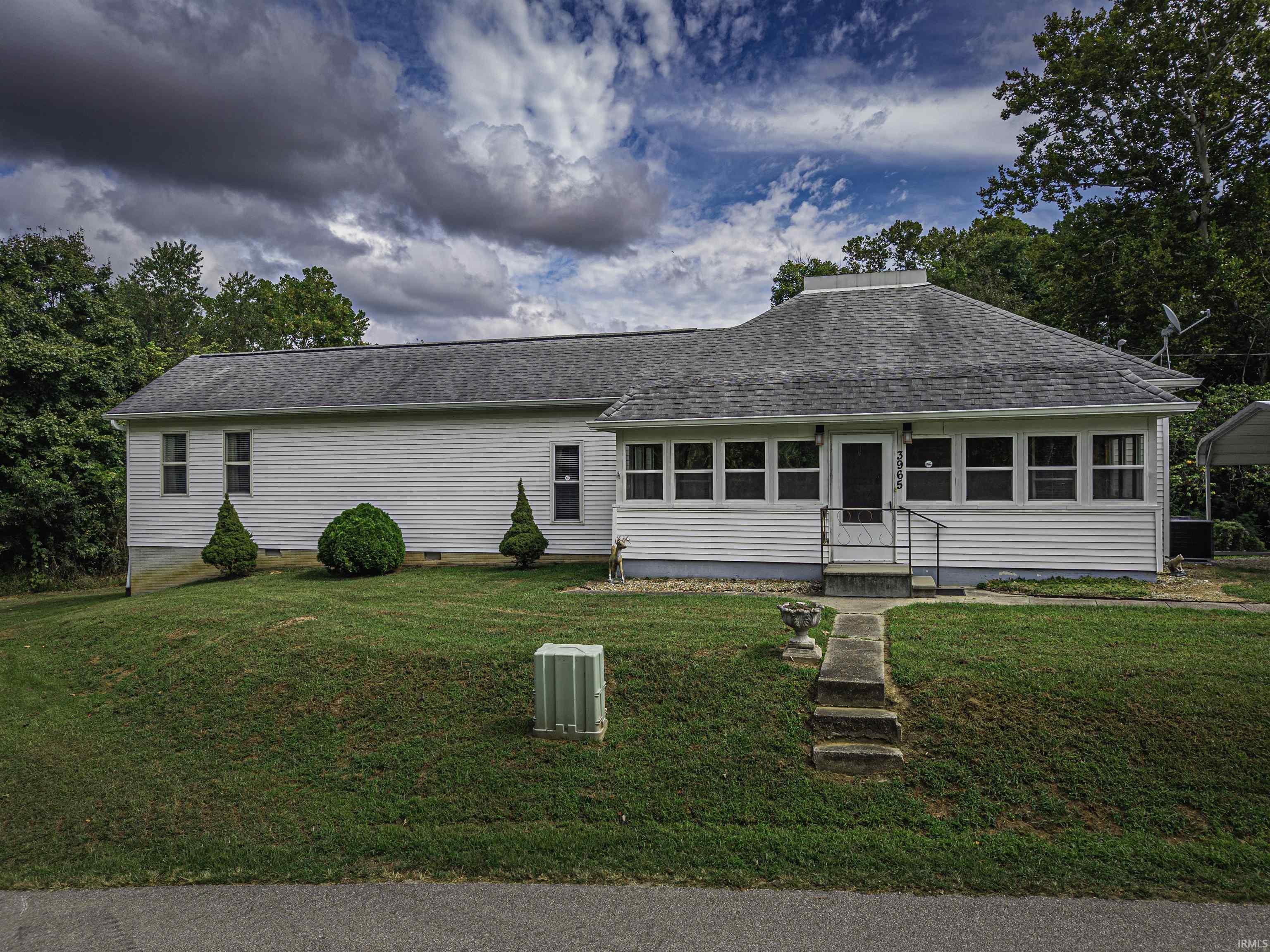 3965 S County Rd. 350 E. Winslow IN 47598