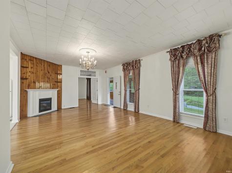 3965 S County Rd. 350 E. Winslow IN 47598