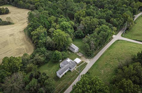 3965 S County Rd. 350 E. Winslow IN 47598
