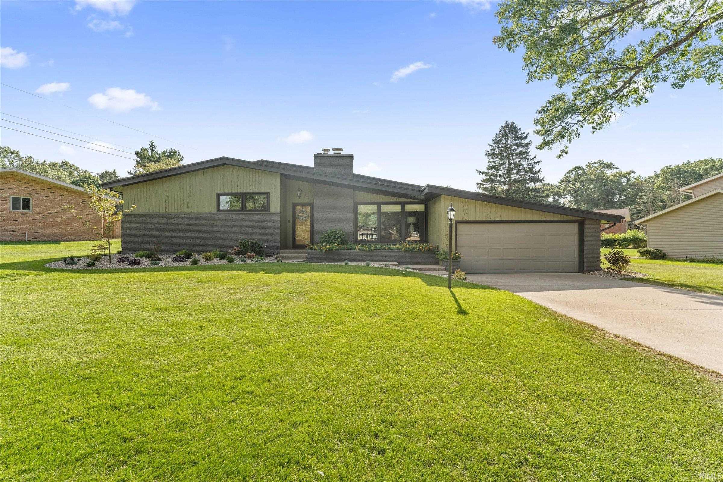 53105 Osage Drive South Bend IN 46637
