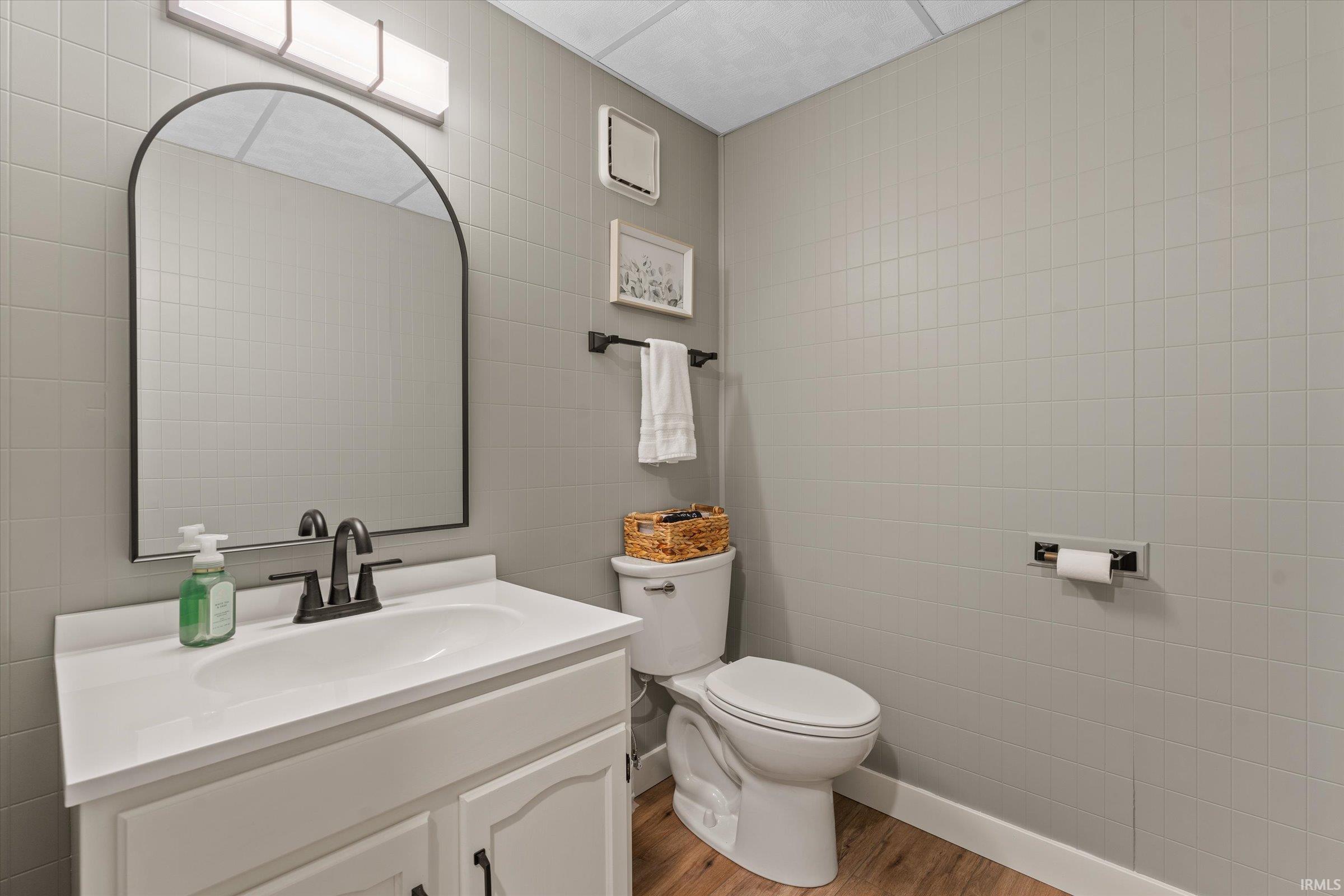53105 Osage Drive South Bend IN 46637
