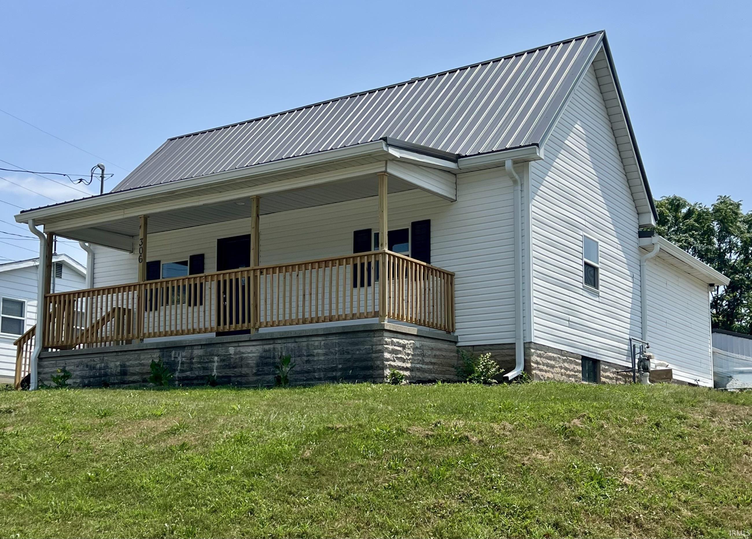 306 3rd Street Oolitic IN 47451