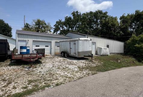 306 3rd Street Oolitic IN 47451