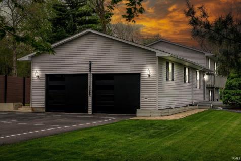 9285 E Sleepy Hollow Parkway Cromwell IN 46732