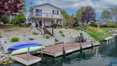 9285 E Sleepy Hollow Parkway Cromwell IN 46732