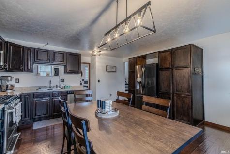 9285 E Sleepy Hollow Parkway Cromwell IN 46732