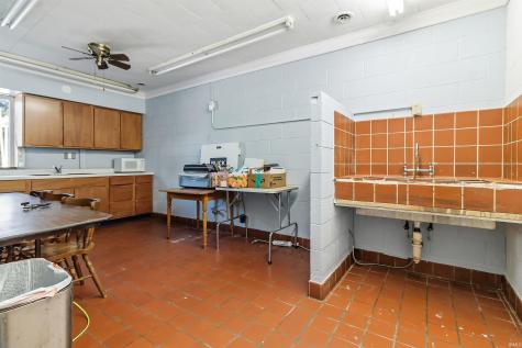 1611 E Loew Road Marion IN 46953