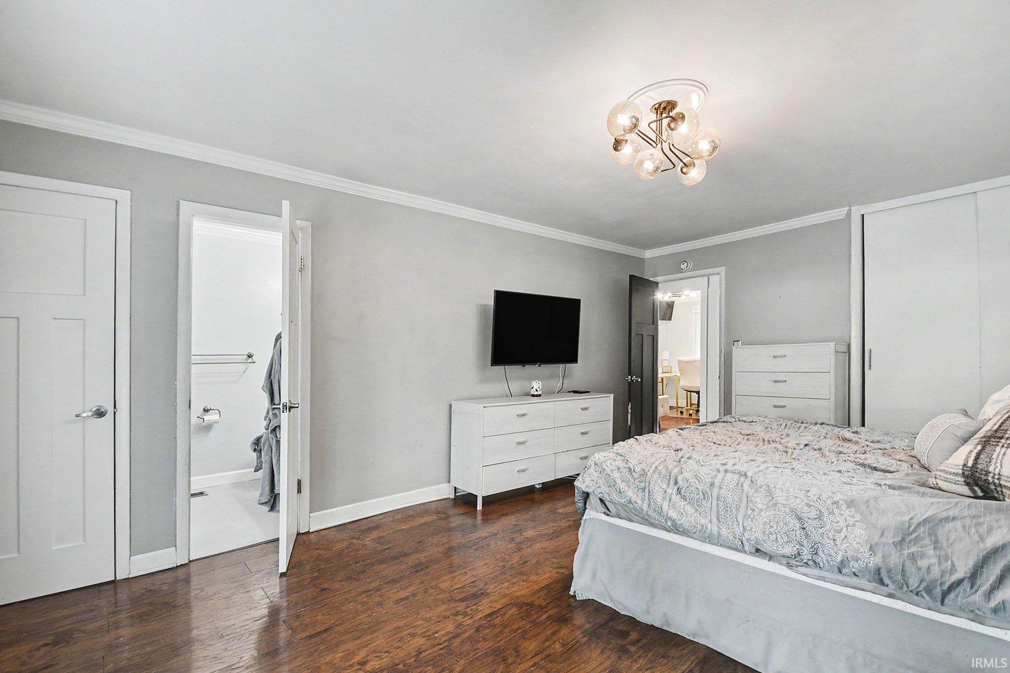 203 Wildemere Drive South Bend IN 46615