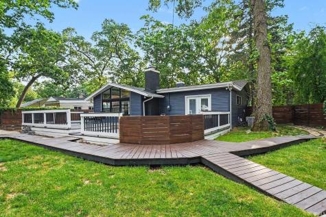 203 Wildemere Drive South Bend IN 46615
