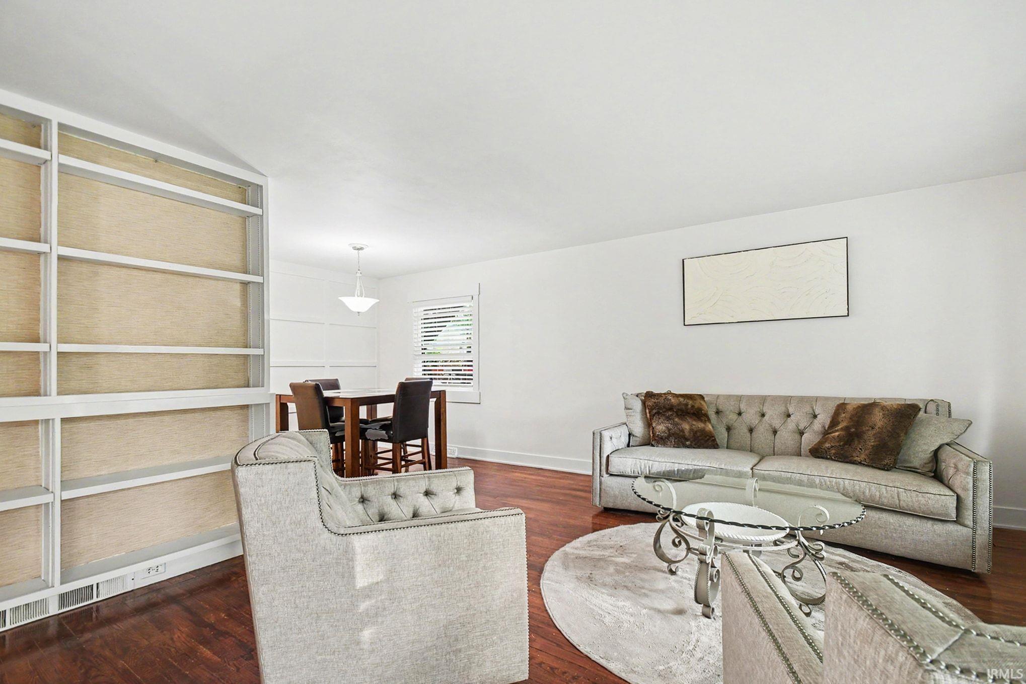 203 Wildemere Drive South Bend IN 46615