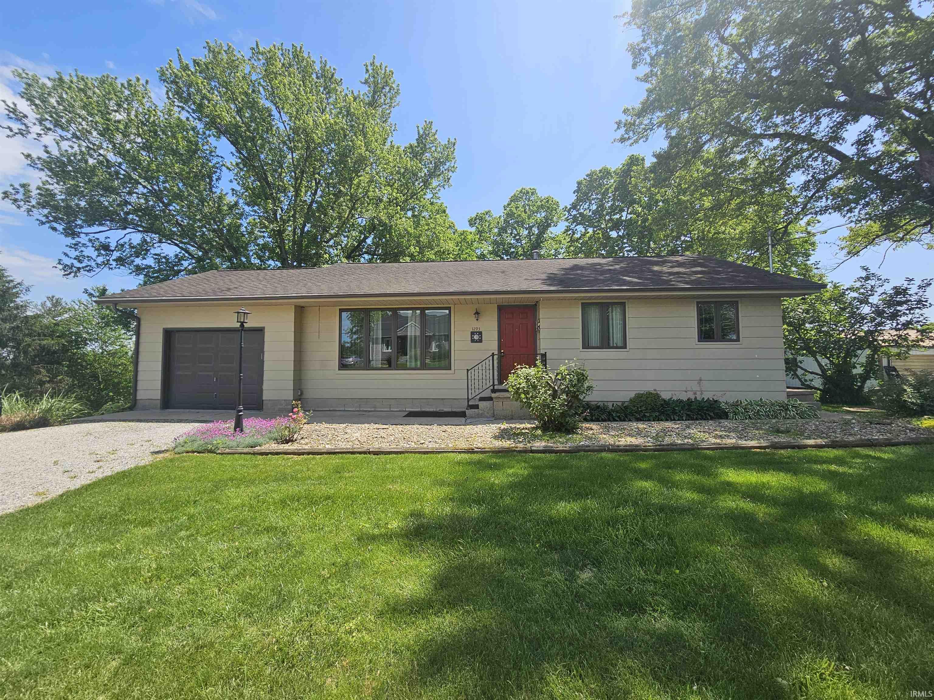 1293 W Popcorn Road Bloomington IN 47403