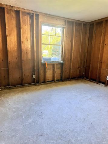 2300 S Wisteria Lane Muncie IN 47302