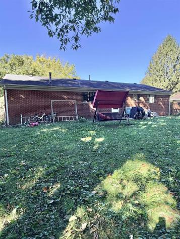 2300 S Wisteria Lane Muncie IN 47302