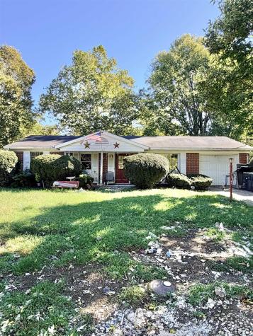 2300 S Wisteria Lane Muncie IN 47302