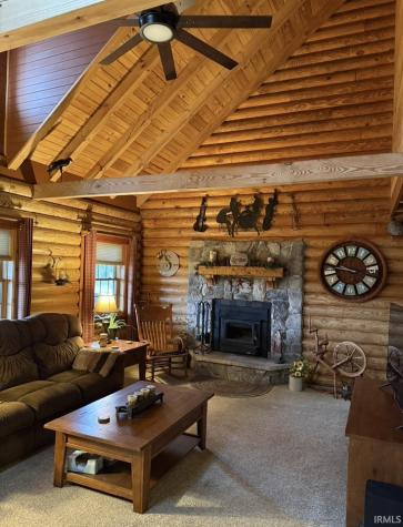 7626 E 1100 North Monticello IN 47960
