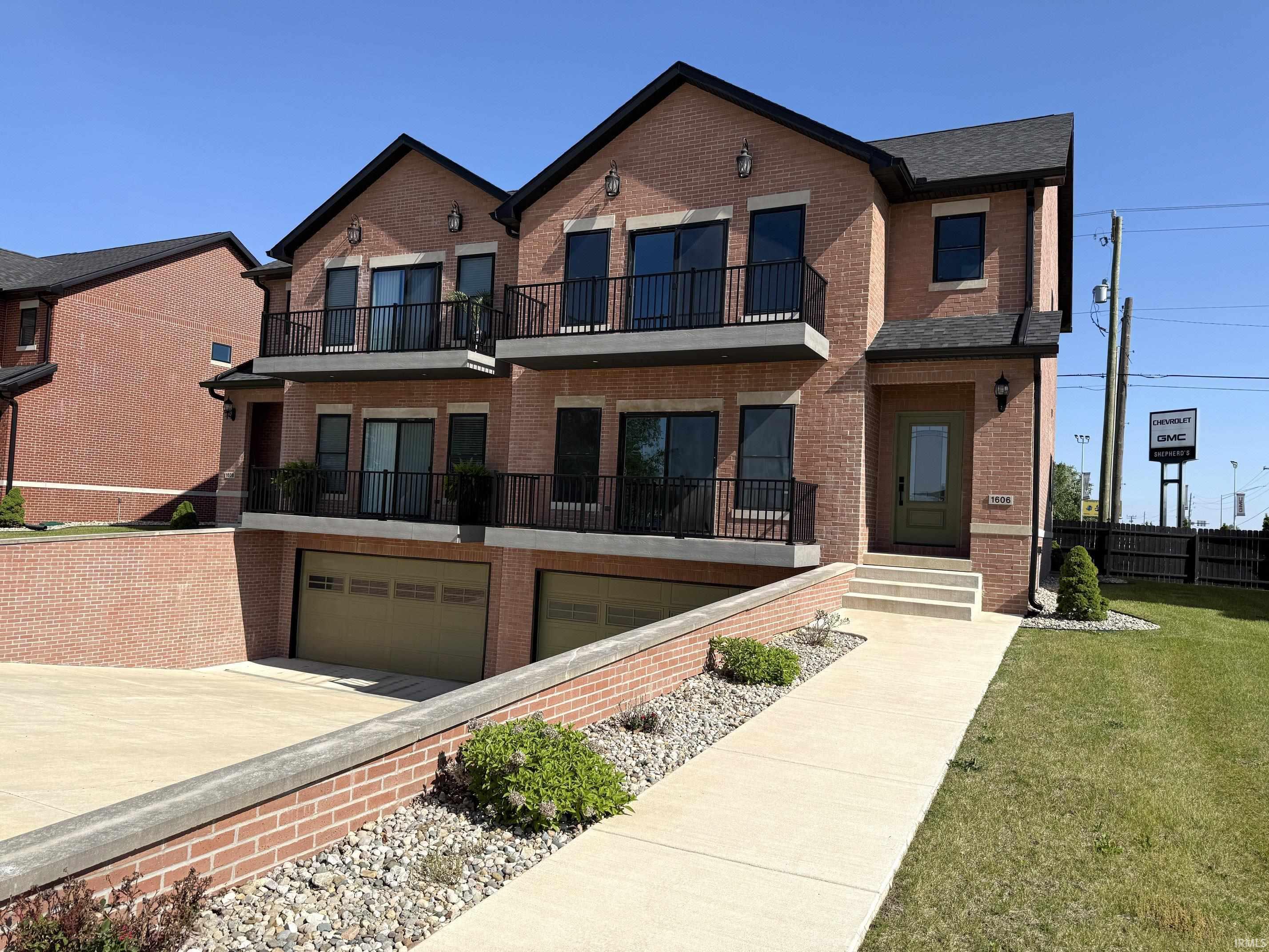 1606 North Shore Drive Rochester IN 46975
