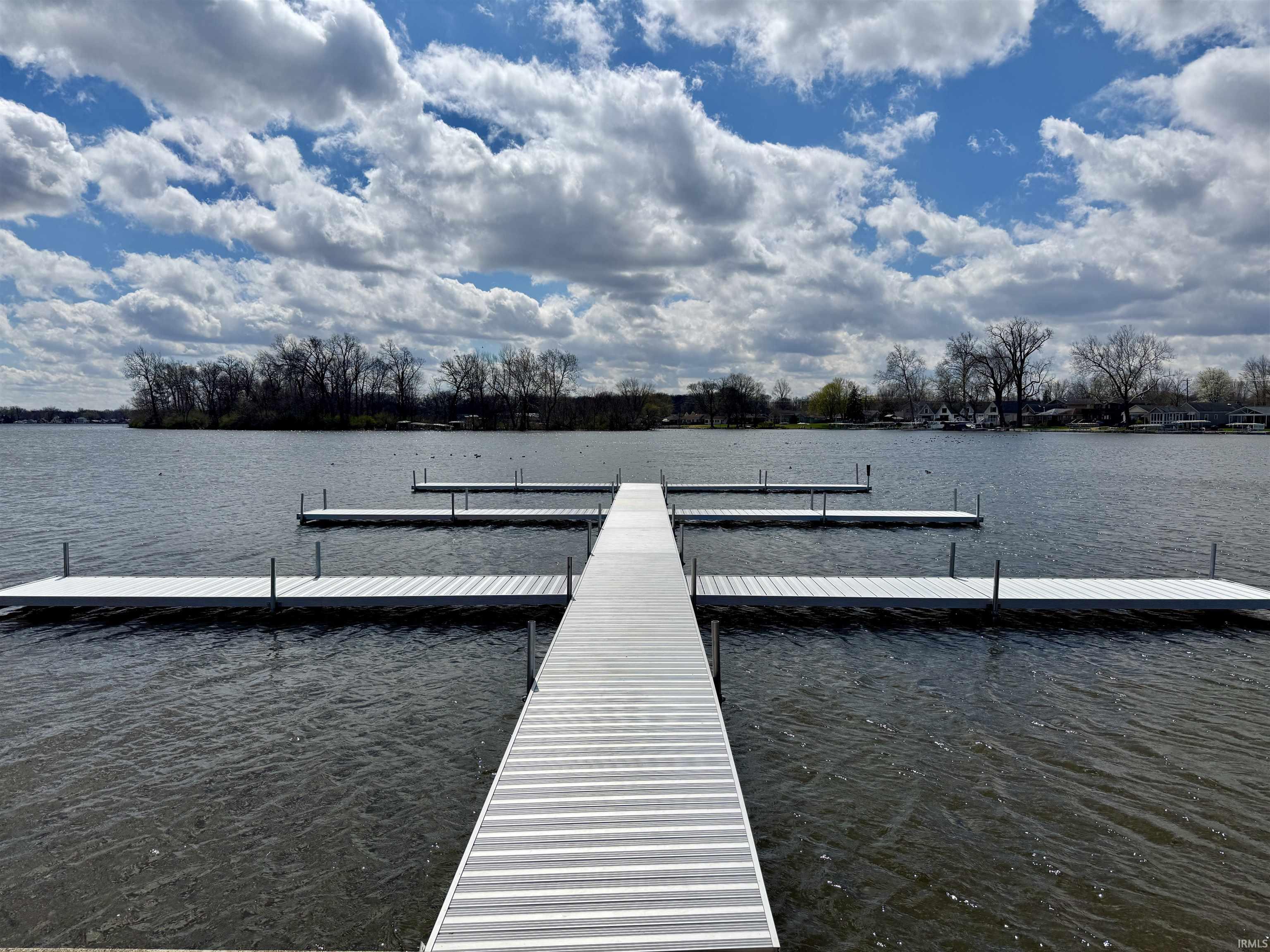1606 North Shore Drive Rochester IN 46975