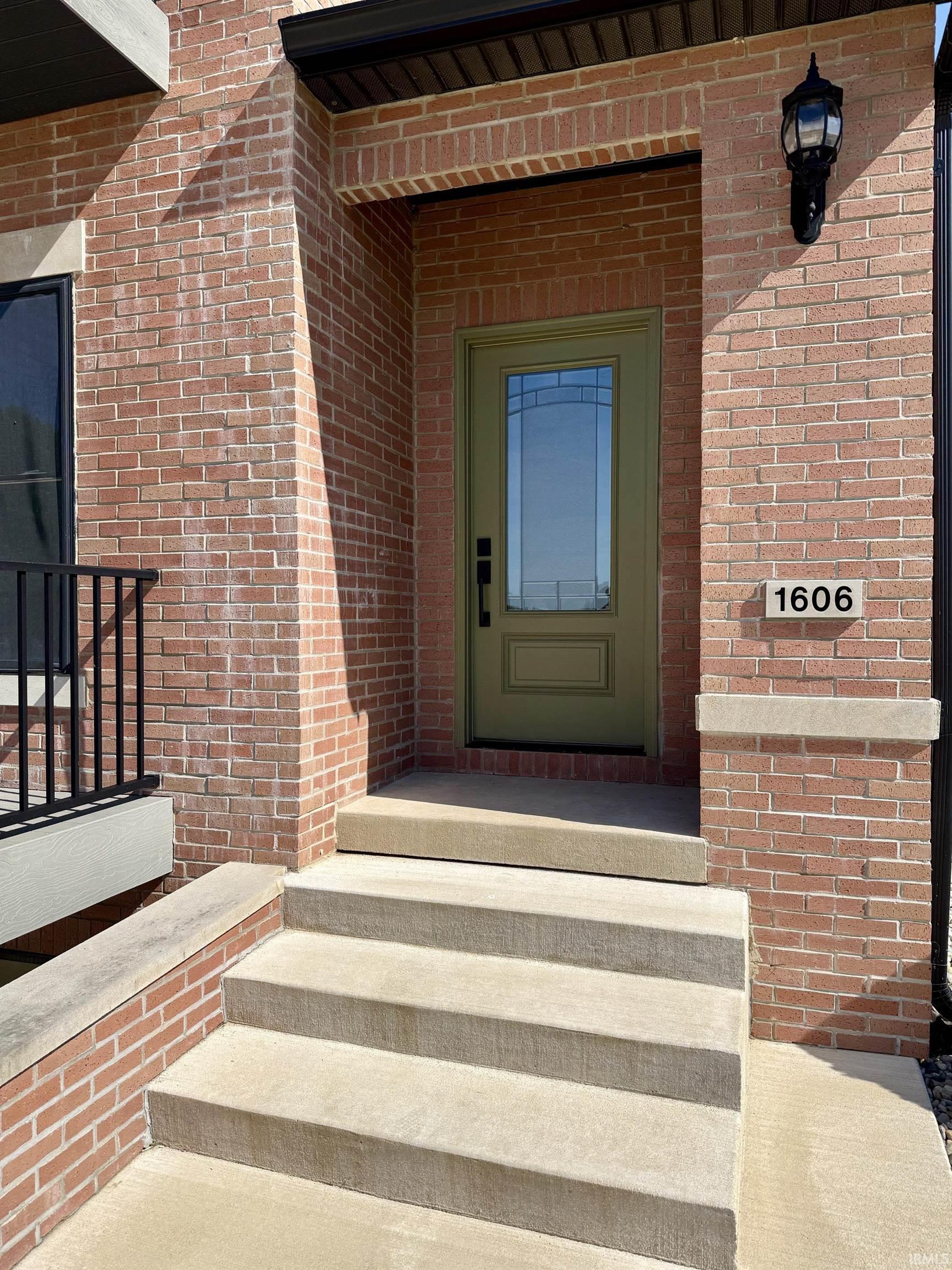 1606 North Shore Drive Rochester IN 46975