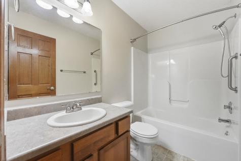 823 Willen Lane Fort Wayne IN 46818