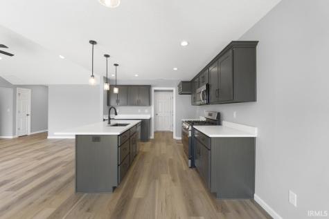 801 Lagonda Trail Fort Wayne IN 46818