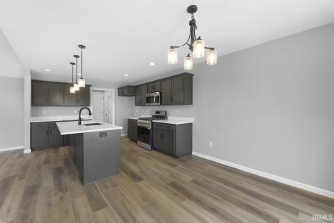 801 Lagonda Trail Fort Wayne IN 46818