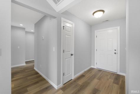 801 Lagonda Trail Fort Wayne IN 46818