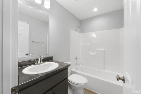 801 Lagonda Trail Fort Wayne IN 46818