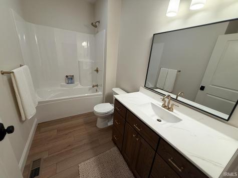 2028 Shiar Court Evansville IN 47711