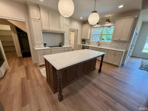 2028 Shiar Court Evansville IN 47711