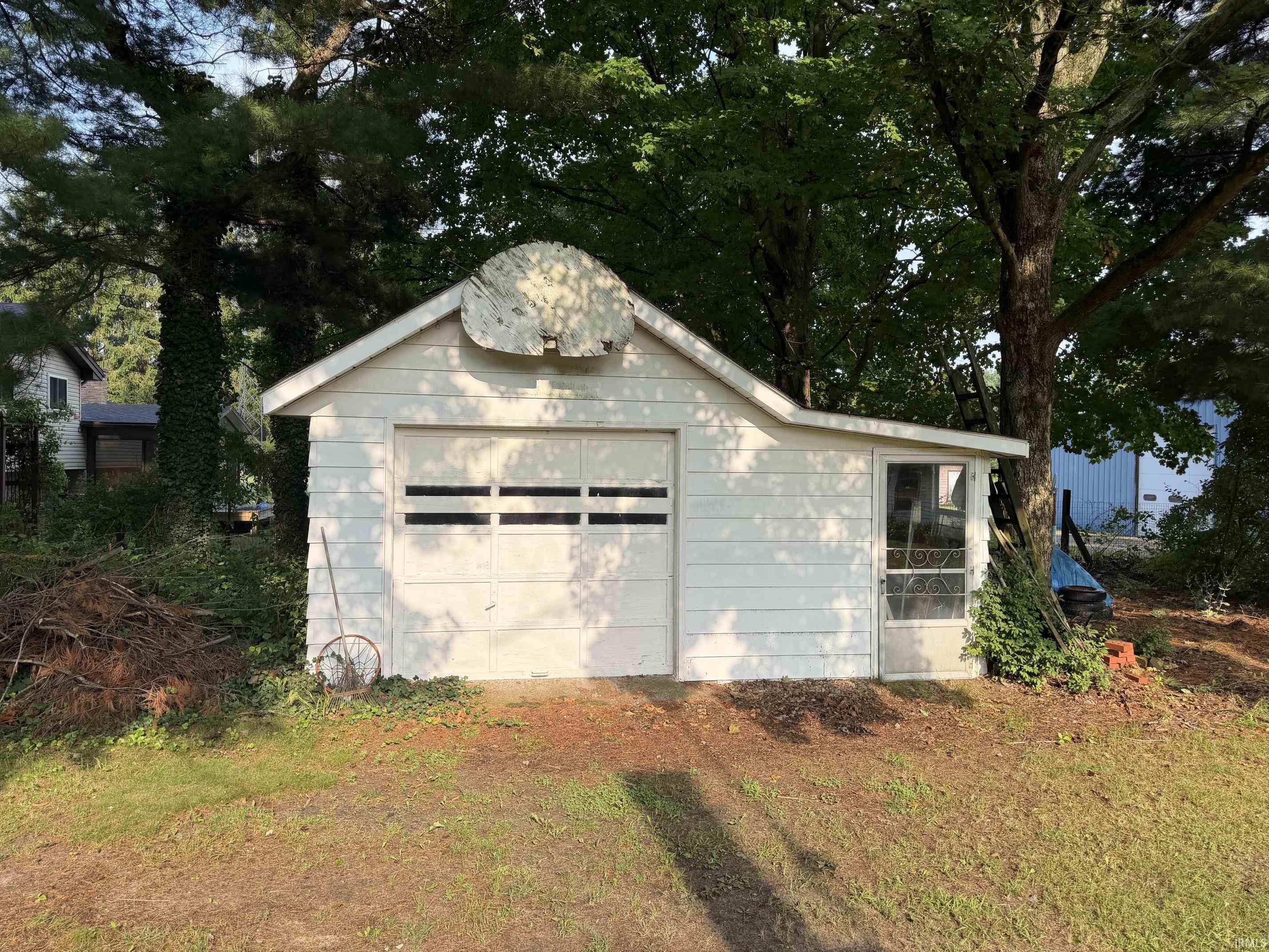 13374 5th Road Plymouth IN 46563