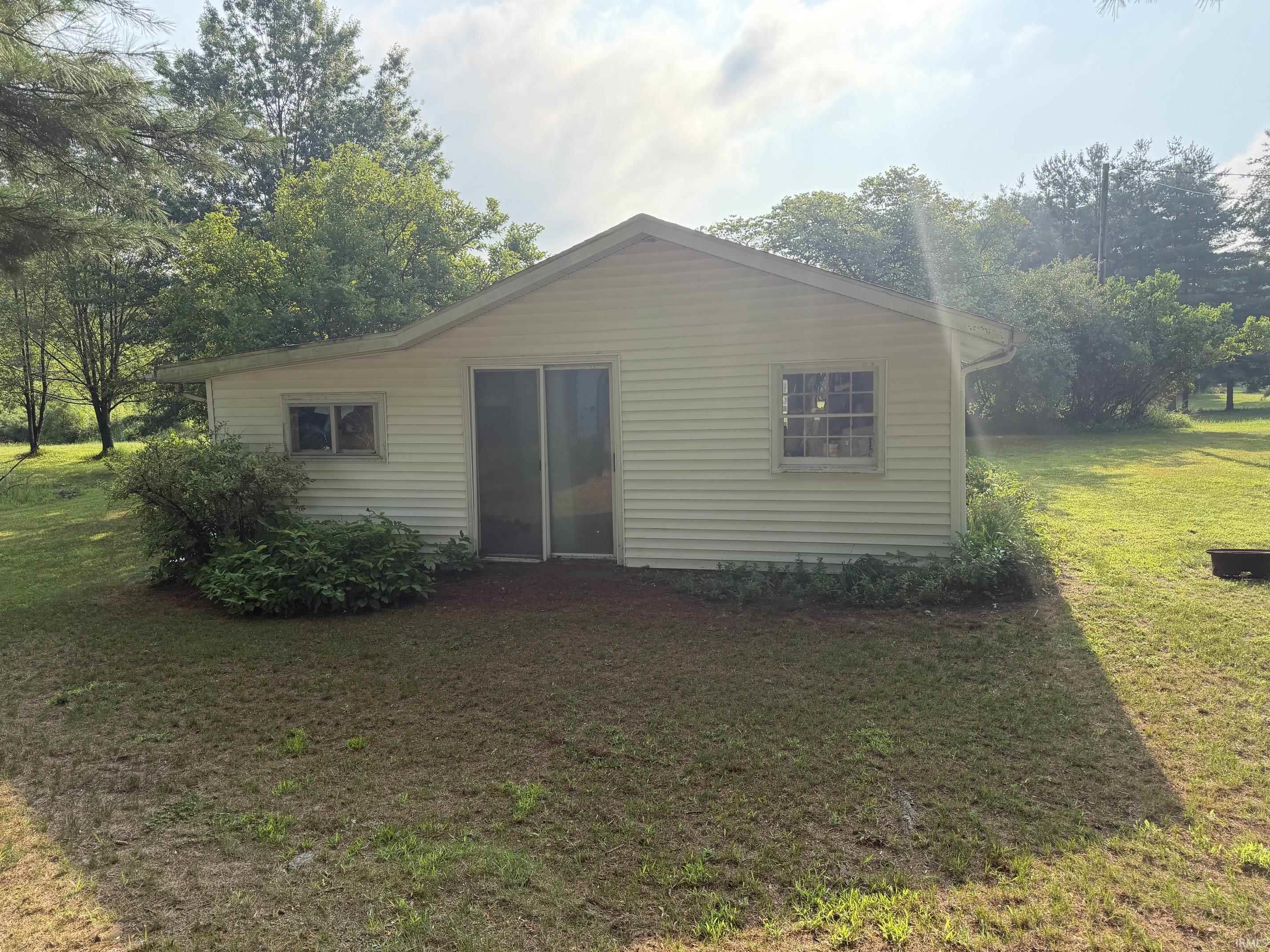 13374 5th Road Plymouth IN 46563