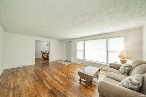 5472 N County Road 50 East New Castle IN 47362