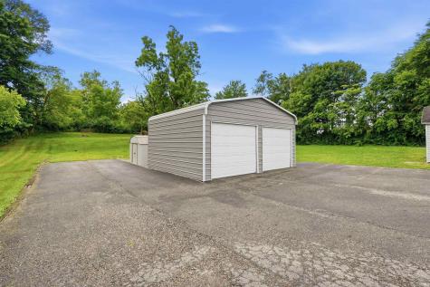208 E Whitley Street Churubusco IN 46723