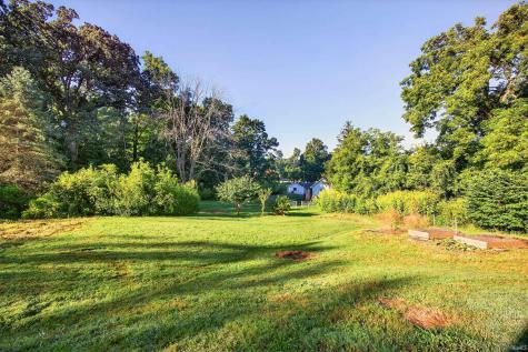 610 N Hartstrait Road Bloomington IN 47404