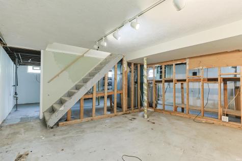 2025 Riverside Drive South Bend IN 46616