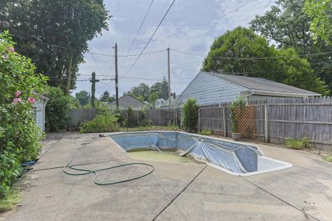 2025 Riverside Drive South Bend IN 46616